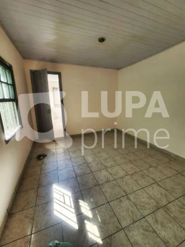 Casa, 3 quartos, 108 m² - Foto 2
