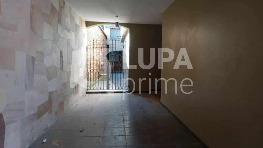 Casa à venda com 3 quartos, 265m² - Foto 4