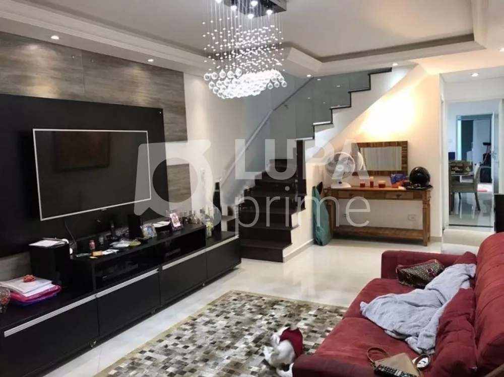 Casa à venda com 3 quartos, 180m² - Foto 1