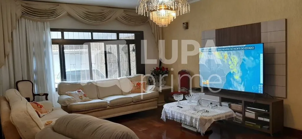 Casa, 3 quartos, 284 m² - Foto 1