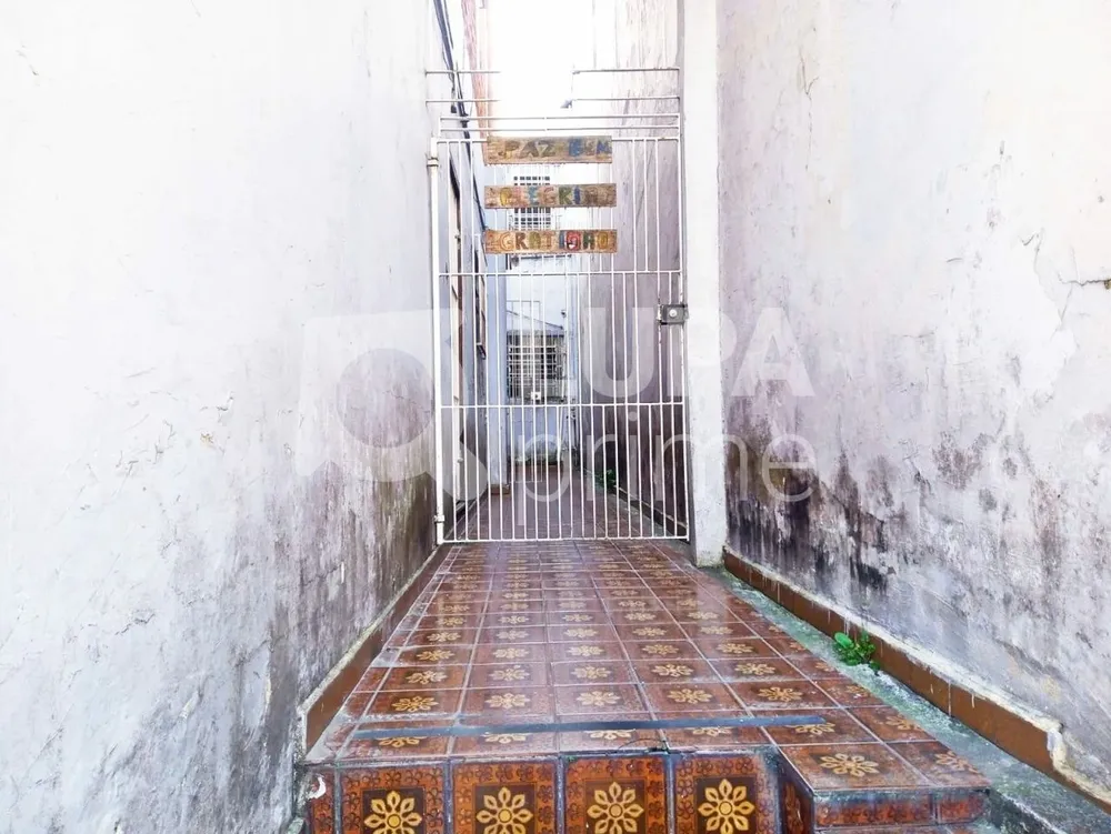 Casa, 3 quartos, 200 m² - Foto 1