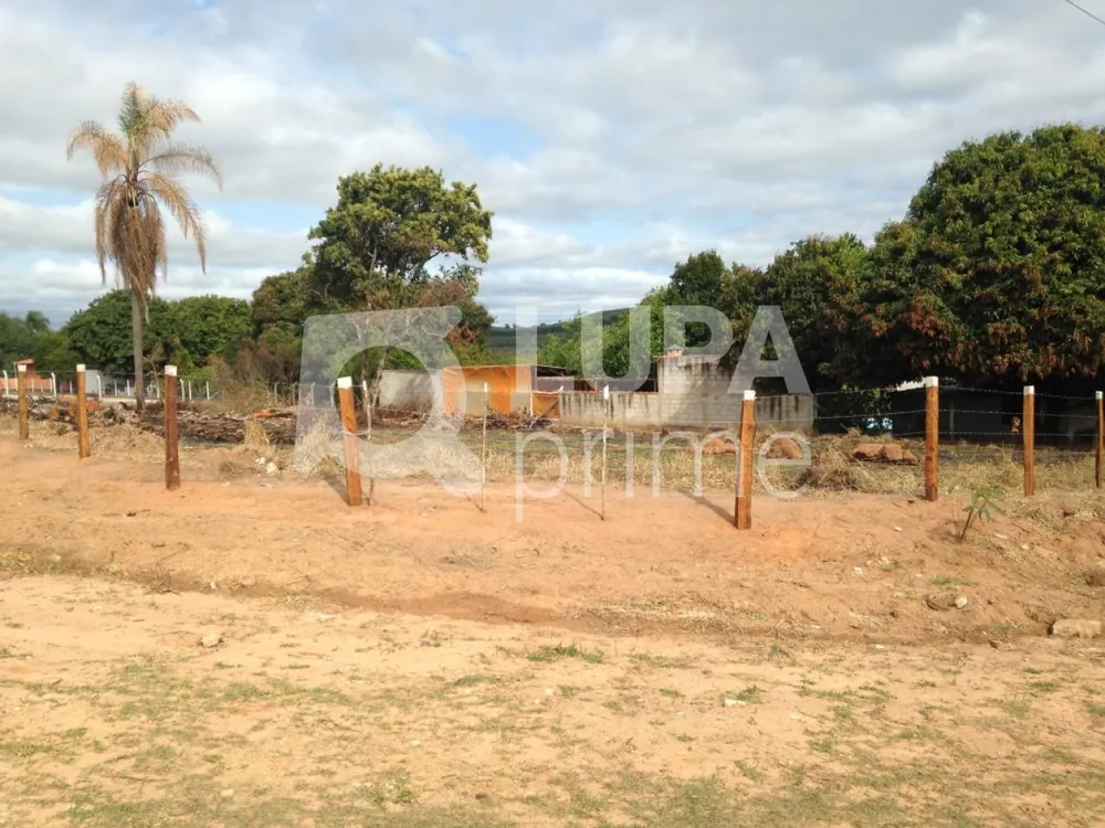Terreno, 1400 m² - Foto 3