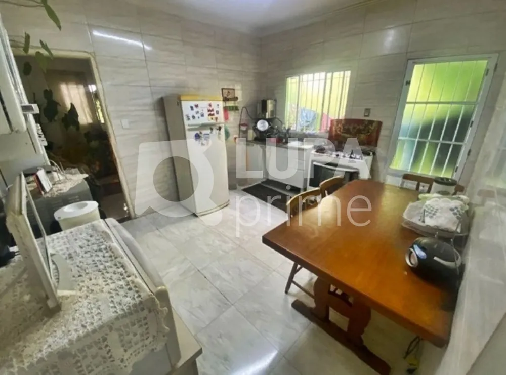 Casa, 3 quartos, 110 m² - Foto 2