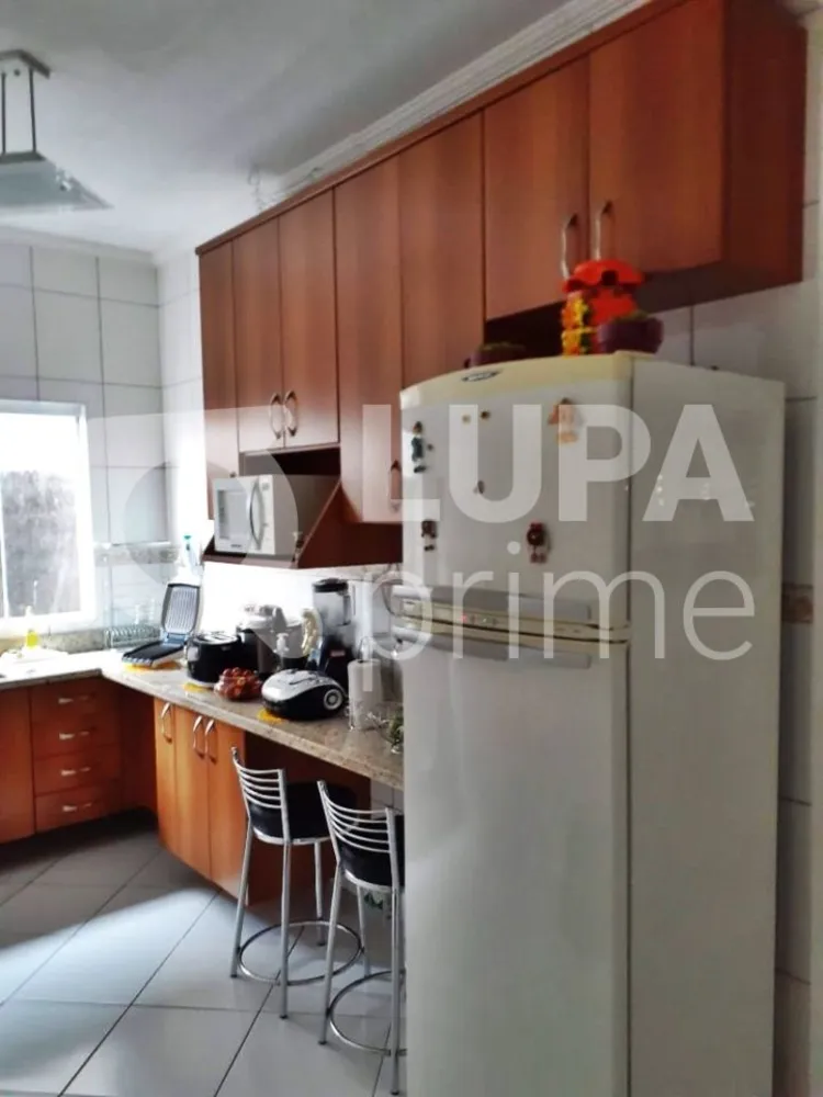 Casa, 7 quartos, 200 m² - Foto 8