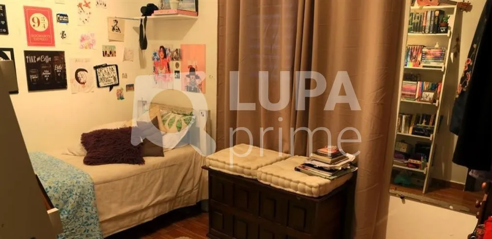 Casa, 3 quartos, 256 m² - Foto 4