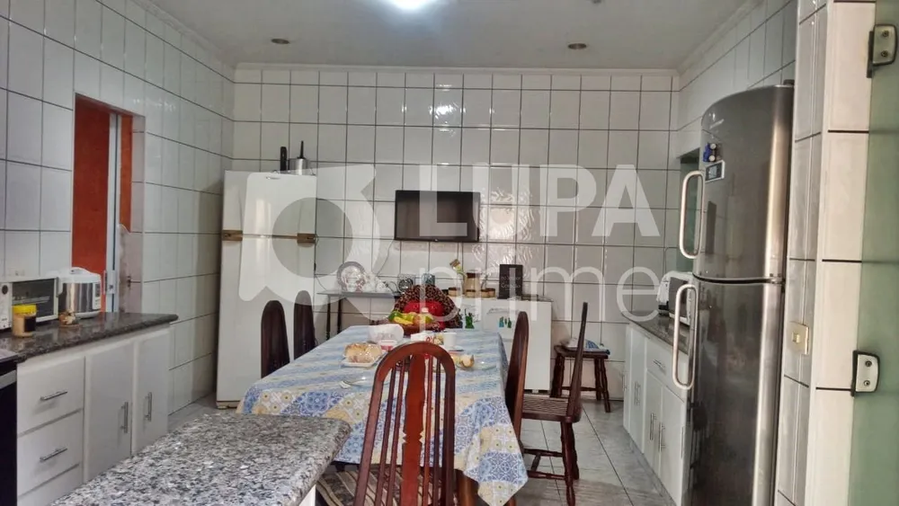 Casa, 3 quartos, 479 m² - Foto 1