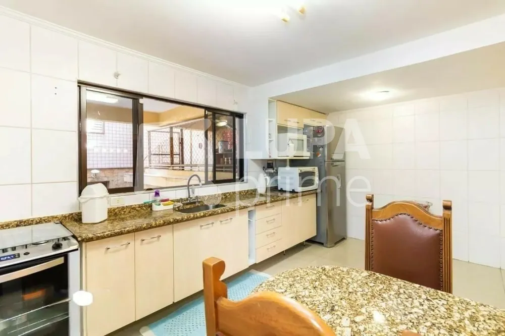 Casa, 4 quartos, 266 m² - Foto 8
