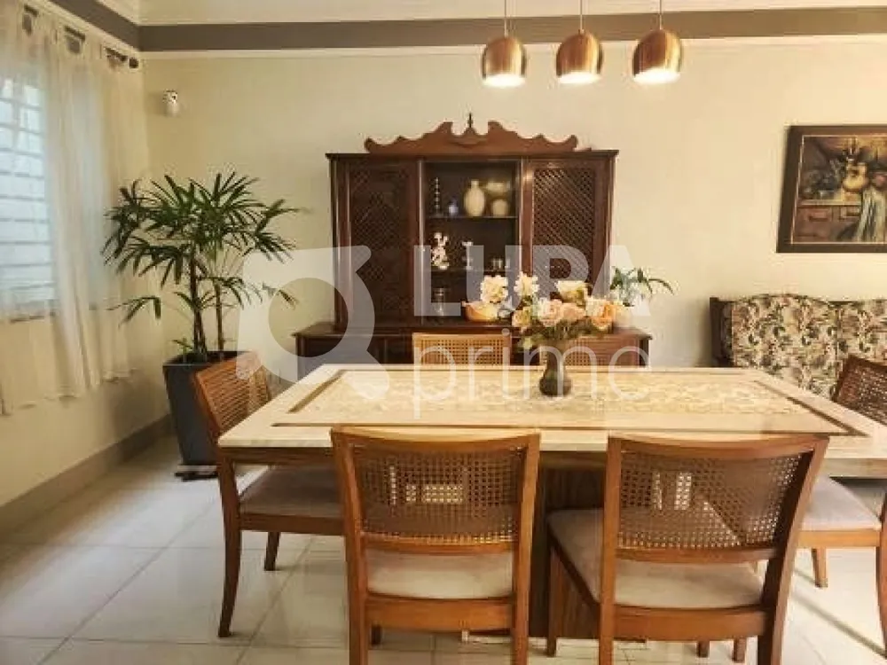 Casa, 3 quartos, 137 m² - Foto 1