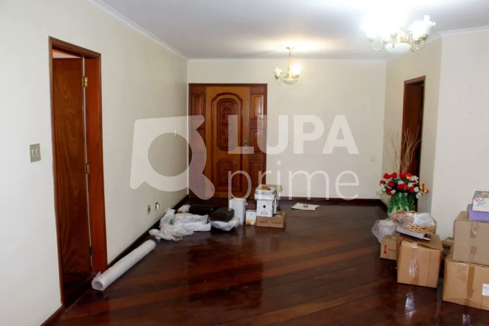 Apartamento à venda com 3 quartos, 117m² - Foto 2