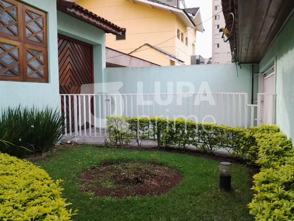 Casa à venda com 4 quartos, 150m² - Foto 2