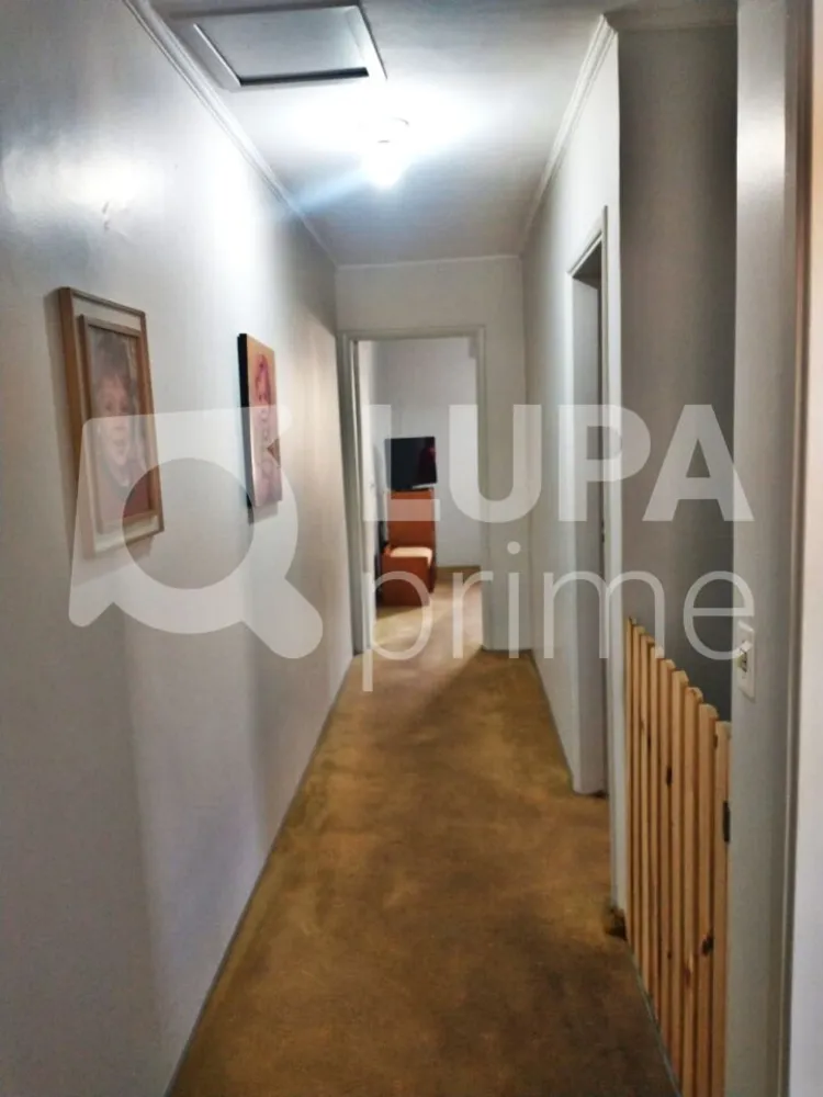 Casa, 3 quartos, 121 m² - Foto 1