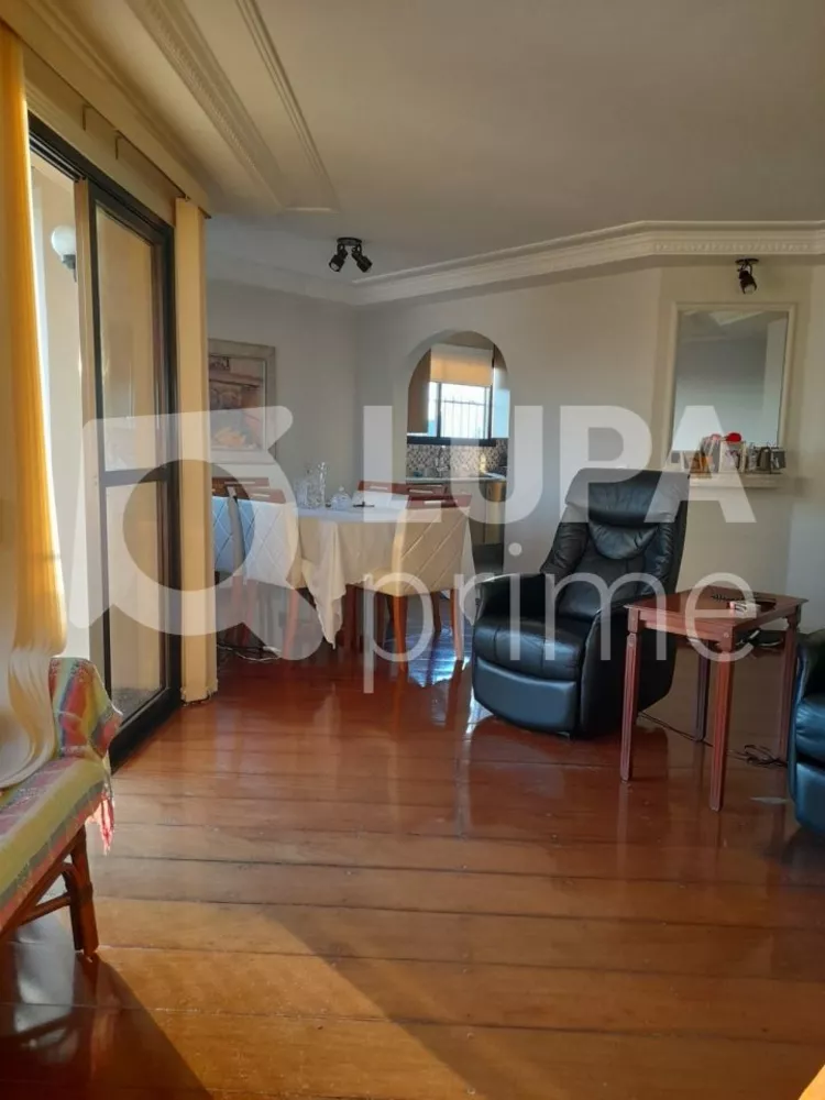 Apartamento à venda com 3 quartos, 107m² - Foto 1