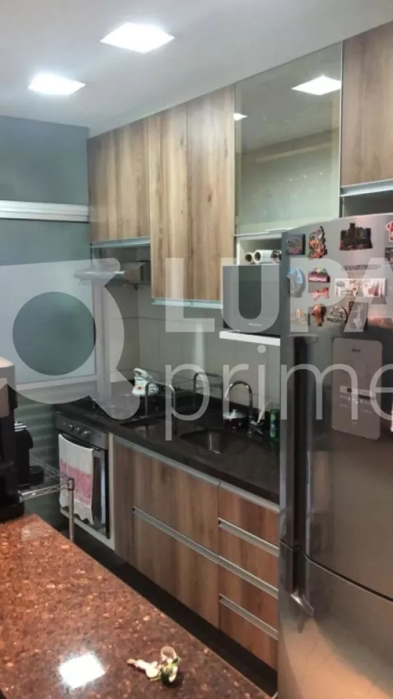 Apartamento à venda com 2 quartos, 68m² - Foto 4