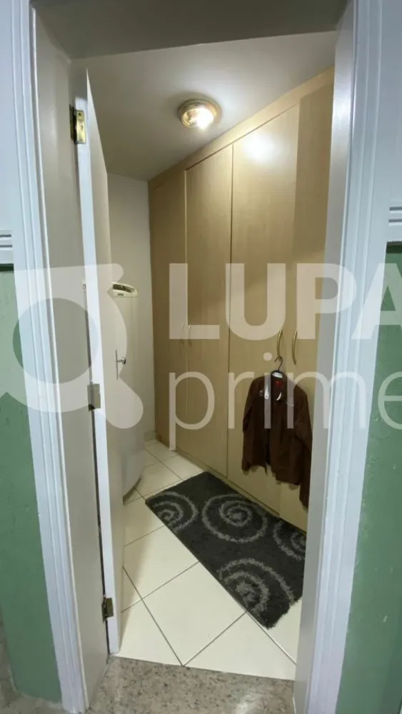 Casa, 3 quartos, 220 m² - Foto 1
