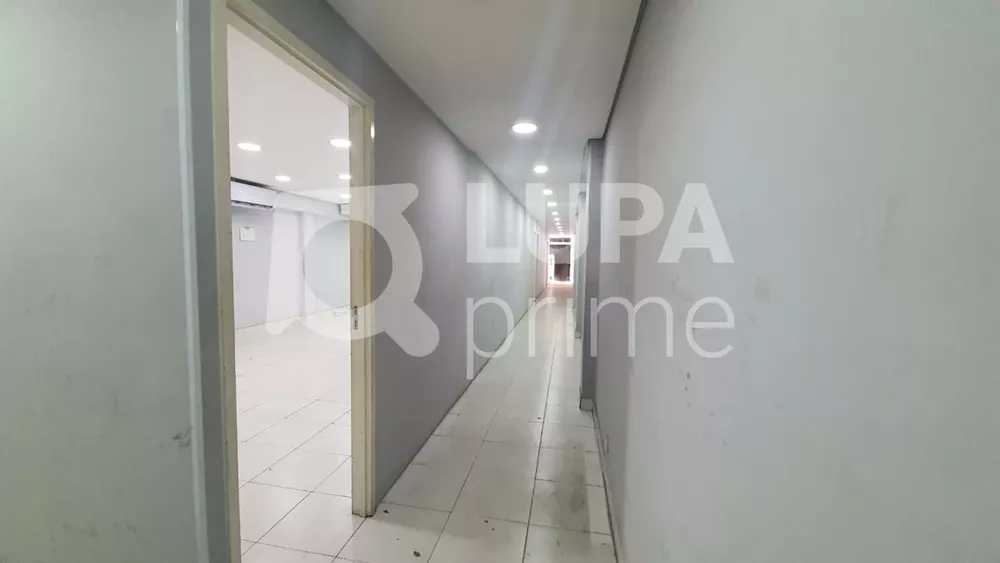 Prédio Inteiro para alugar, 650m² - Foto 2