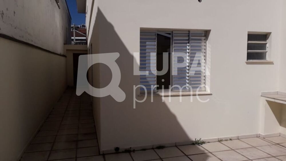 Casa à venda com 3 quartos, 130m² - Foto 2