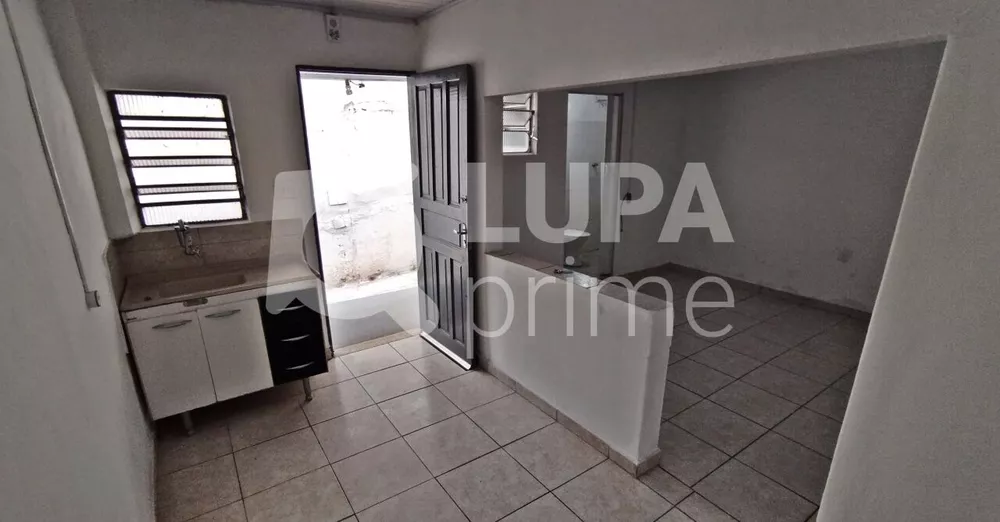 Casa para alugar com 1 quarto, 28m² - Foto 1