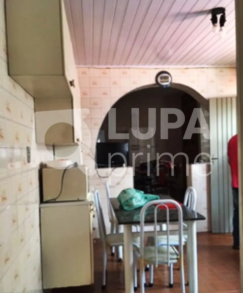 Casa, 3 quartos, 250 m² - Foto 7