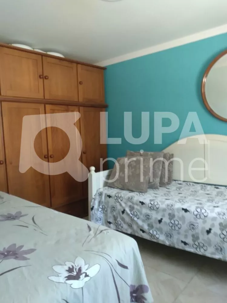 Casa à venda com 2 quartos, 70m² - Foto 10