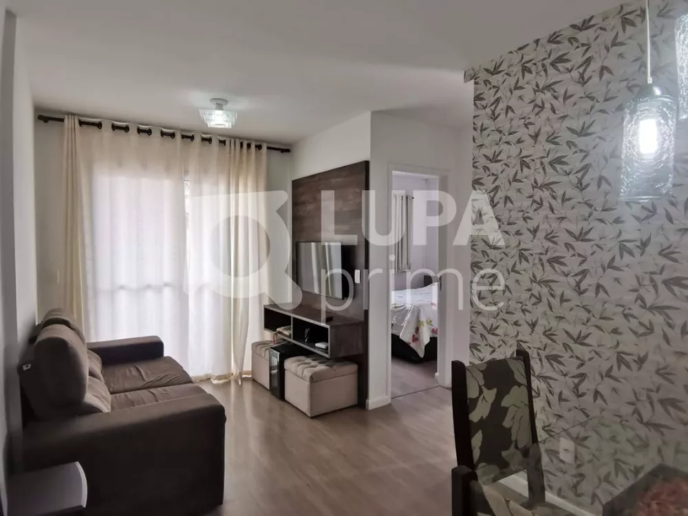 Apartamento à venda com 2 quartos, 48m² - Foto 4