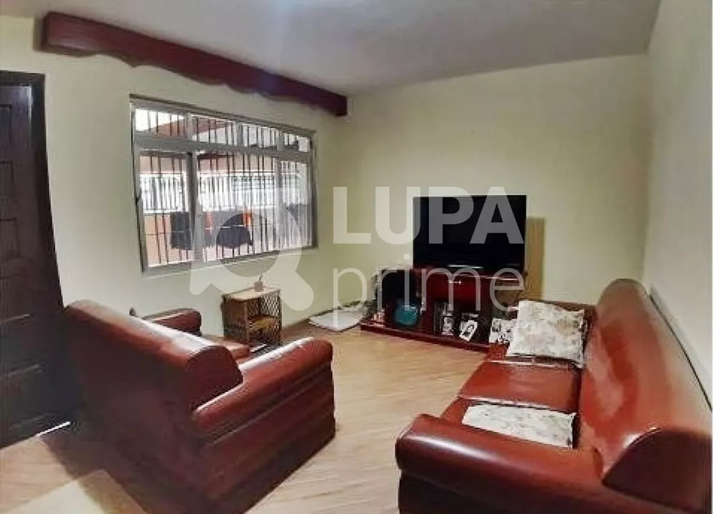 Casa à venda com 4 quartos, 163m² - Foto 1