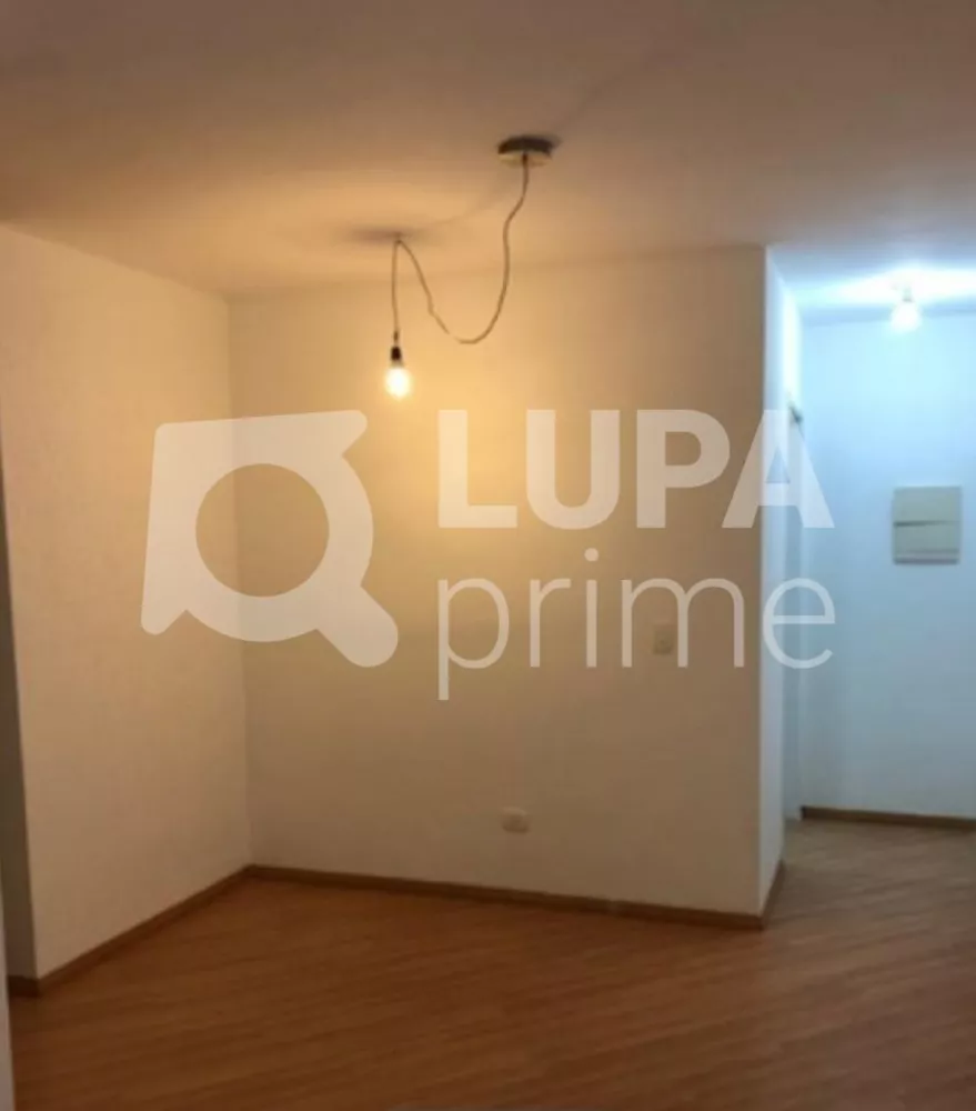 Apartamento à venda com 3 quartos, 56m² - Foto 3