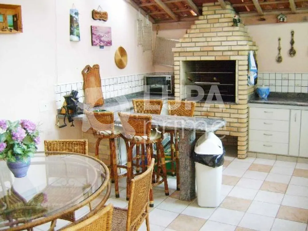 Casa, 4 quartos, 350 m² - Foto 2