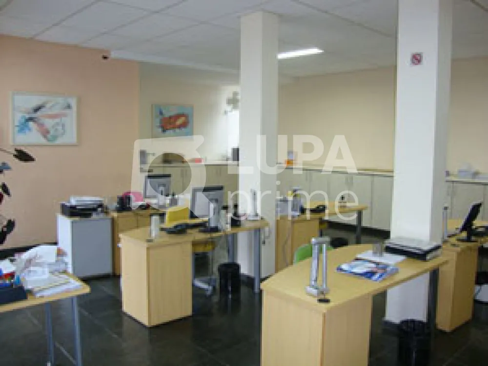 Prédio Inteiro, 592 m² - Foto 1
