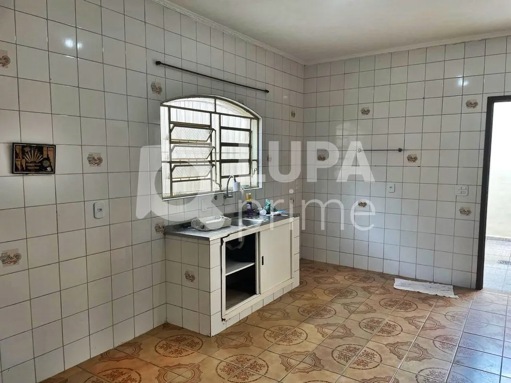 Casa, 2 quartos, 131 m² - Foto 1