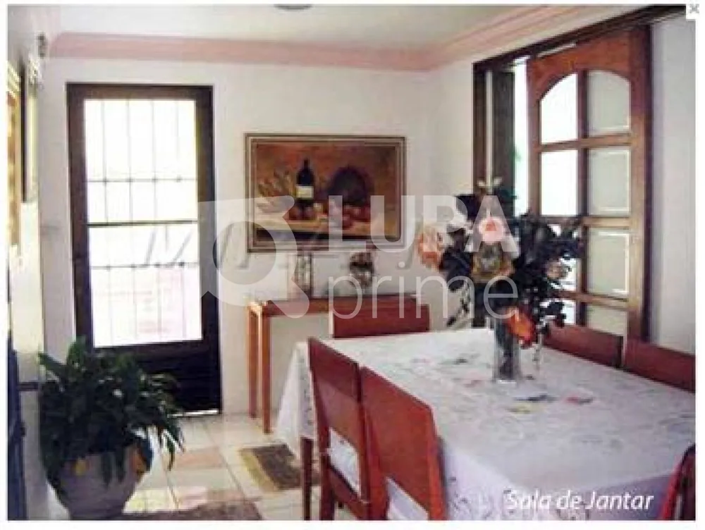 Casa, 3 quartos, 250 m² - Foto 4