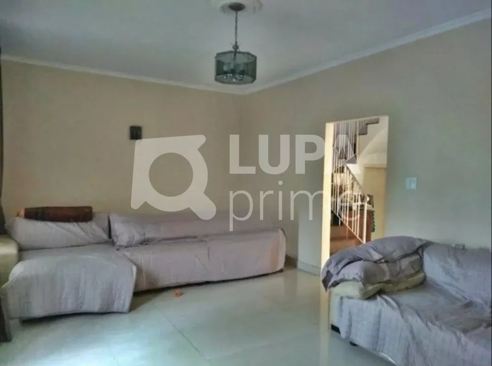 Casa à venda com 4 quartos, 205m² - Foto 2