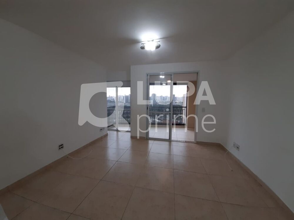 Apartamento à venda com 2 quartos, 63m² - Foto 3