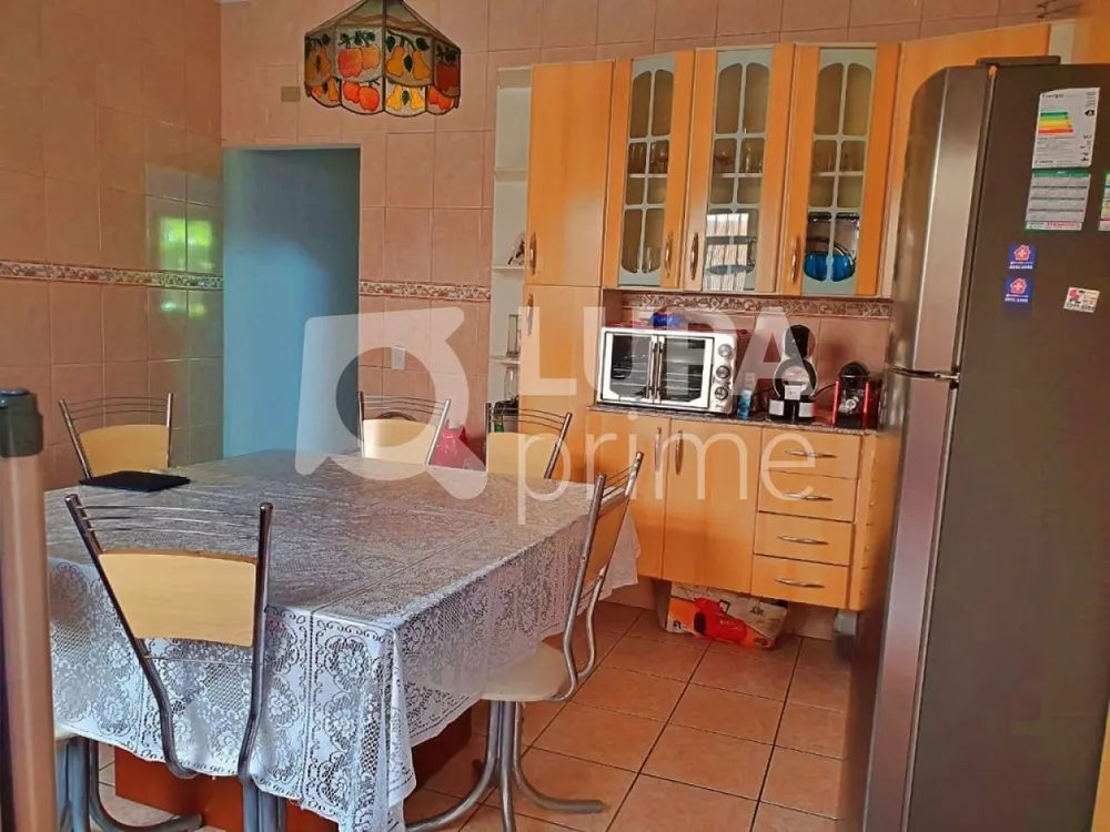 Casa, 5 quartos, 143 m² - Foto 8