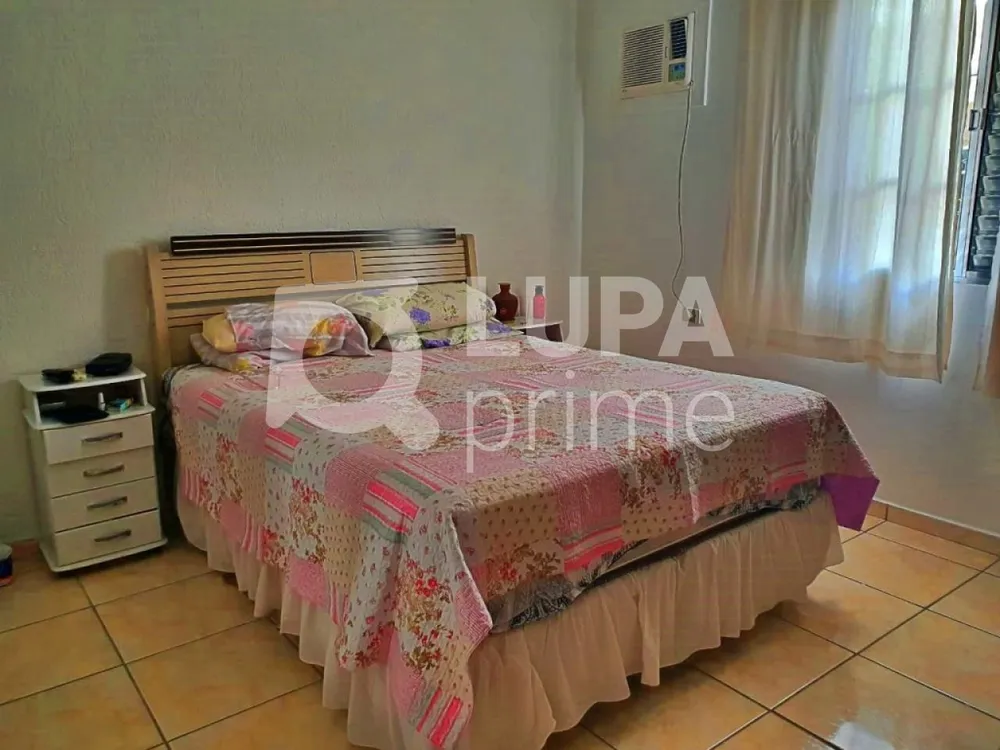 Casa, 5 quartos, 143 m² - Foto 5