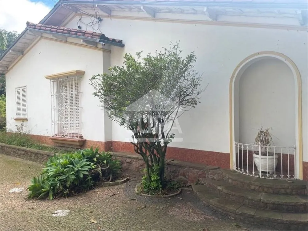Casa, 4 quartos, 300 m² - Foto 1