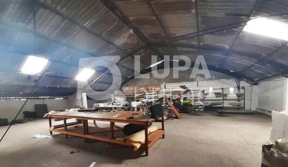 Depósito-Galpão, 1200 m² - Foto 1