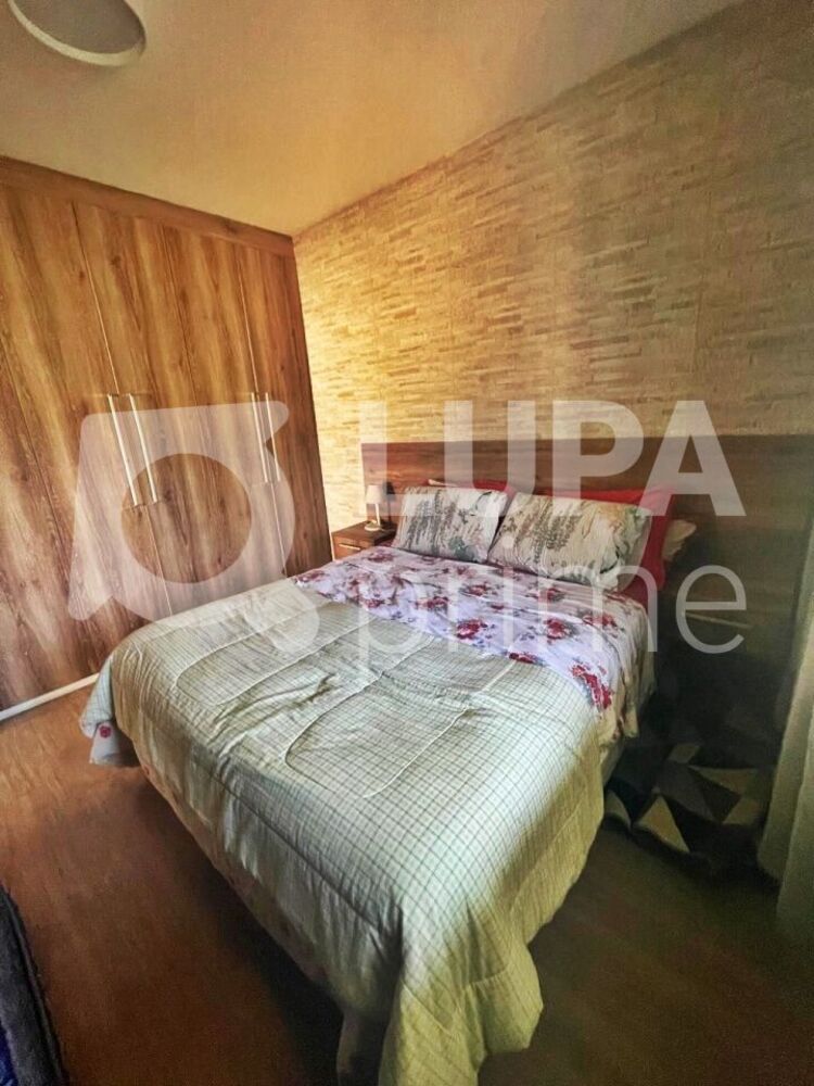 Casa à venda com 2 quartos, 152m² - Foto 4