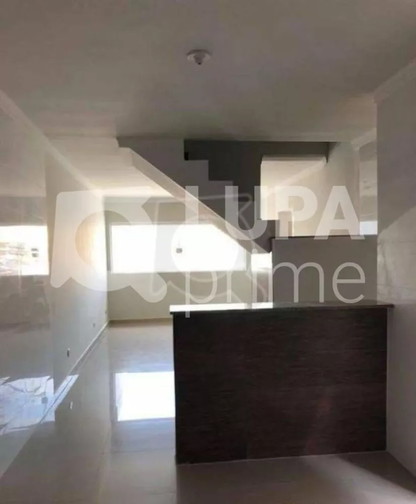 Casa à venda com 2 quartos, 122m² - Foto 2