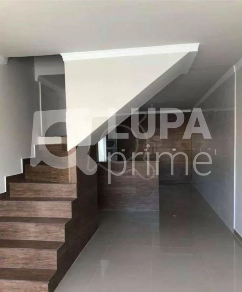 Casa à venda com 2 quartos, 122m² - Foto 1