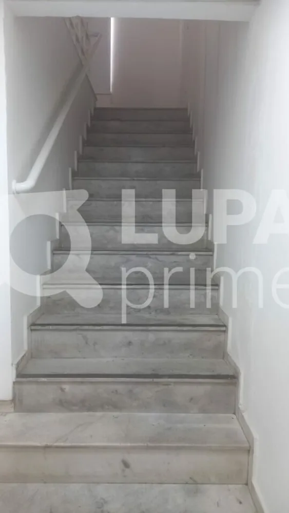 Prédio Inteiro, 700 m² - Foto 1