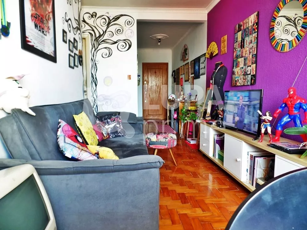 Apartamento à venda com 1 quarto, 60m² - Foto 2