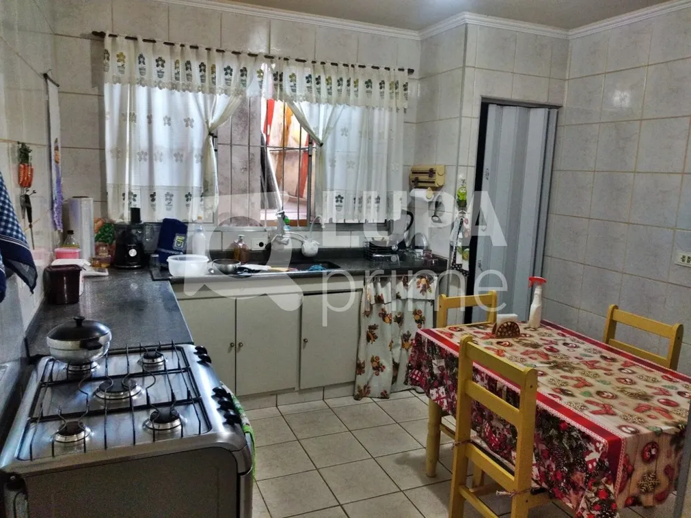 Casa, 5 quartos, 250 m² - Foto 8