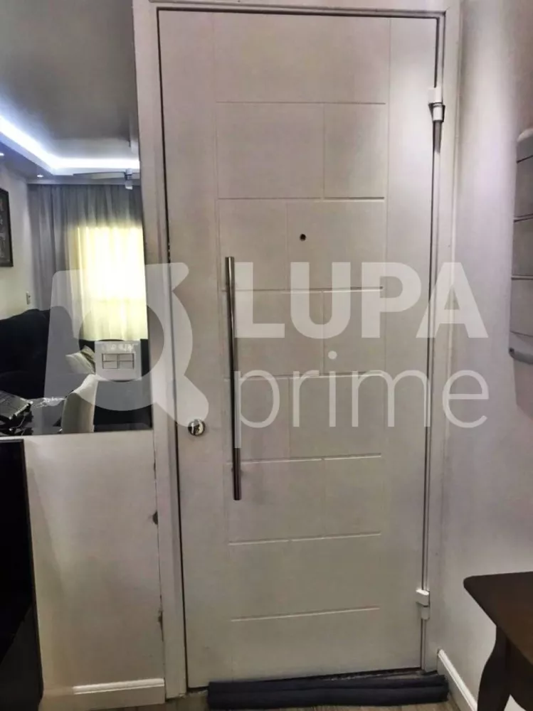 Apartamento à venda com 2 quartos, 70m² - Foto 4