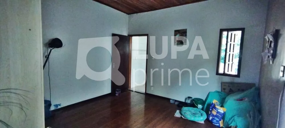 Casa à venda com 3 quartos, 112m² - Foto 1