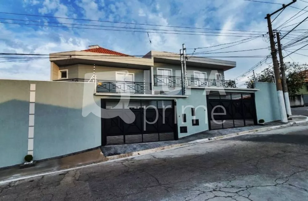 Casa à venda com 2 quartos, 100m² - Foto 1