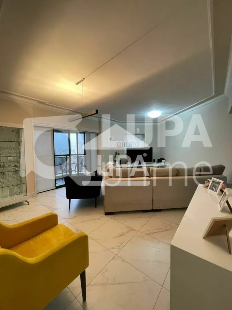 Apartamento à venda com 3 quartos, 141m² - Foto 1