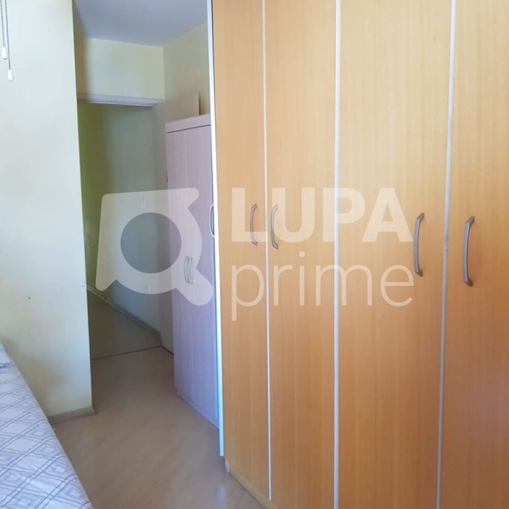Casa à venda com 3 quartos, 250m² - Foto 26
