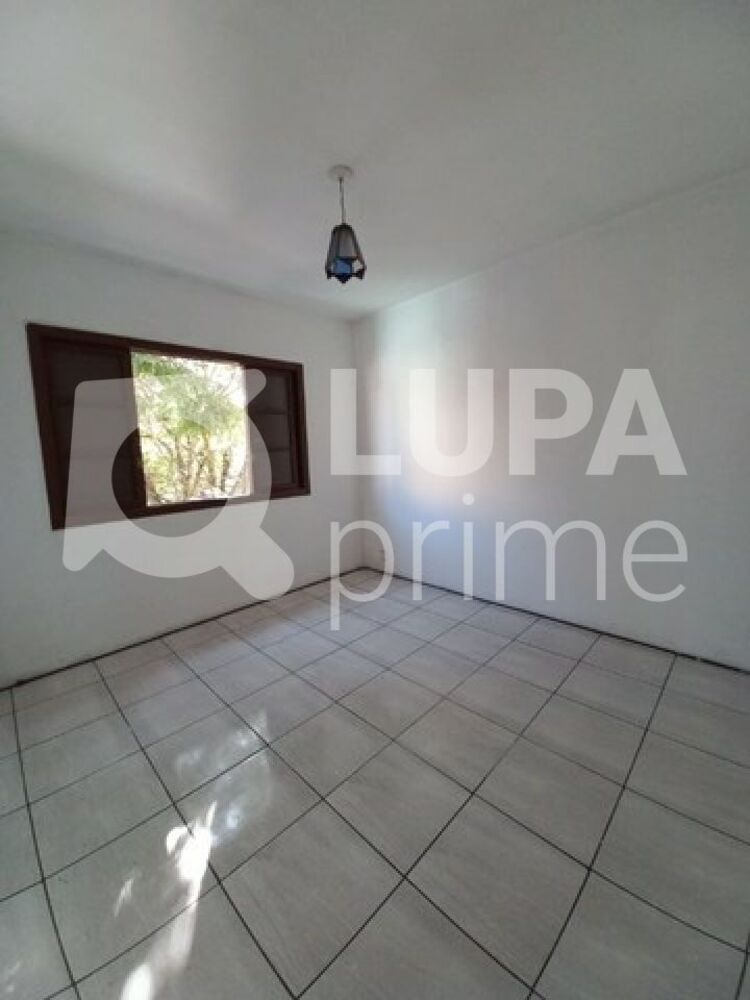 Casa à venda com 2 quartos, 150m² - Foto 5