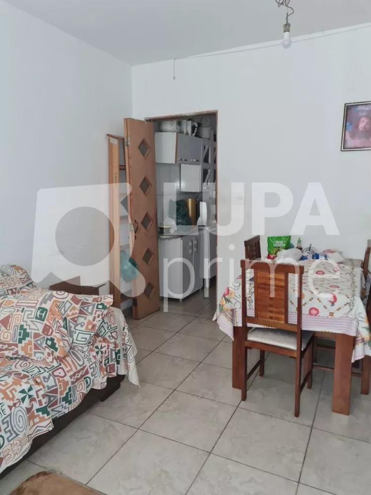 Casa à venda com 3 quartos, 130m² - Foto 1