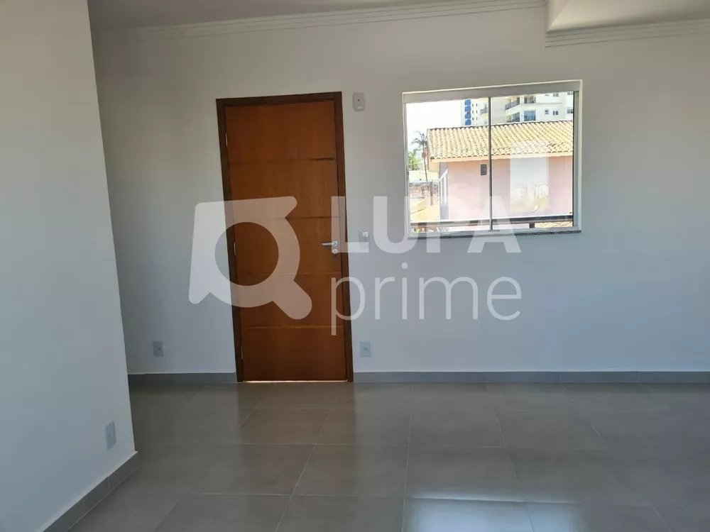 Apartamento à venda com 1 quarto, 34m² - Foto 3